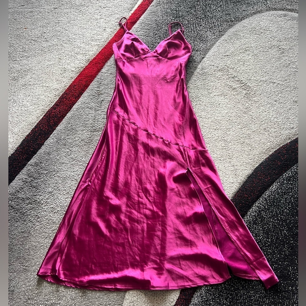 Hello Molly Asking For A Friend Fuchsia MIDI Dress - Picture 3 of 6